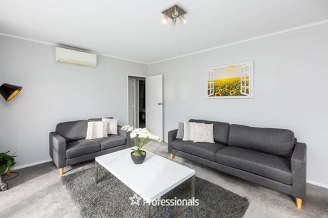 Photo of property in 7 Garth Lane, Maoribank, Upper Hutt, 5018