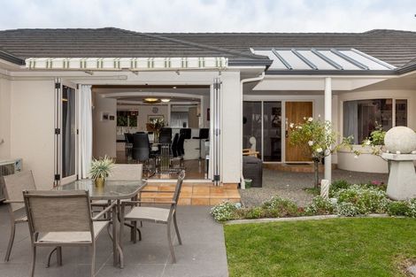 Photo of property in 21 Pukekura Place, Taradale, Napier, 4112