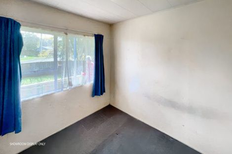Photo of property in 1 Ballial Place, West Harbour, Auckland, 0618
