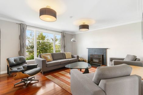 Photo of property in 99 Taikata Road, Te Atatu Peninsula, Auckland, 0610