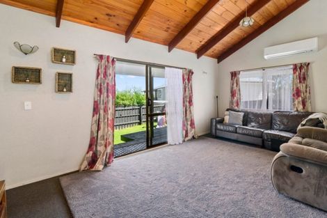 Photo of property in 42a Dickens Street, Owhata, Rotorua, 3010