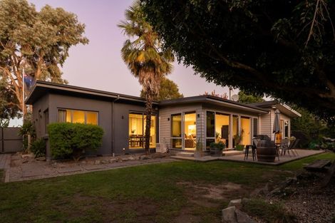 Photo of property in 13 Hammerichs Road, Rapaura, Blenheim, 7272