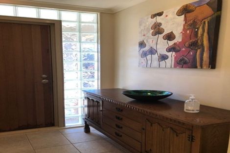 Photo of property in 239 Hill Road, The Gardens, Auckland, 2105