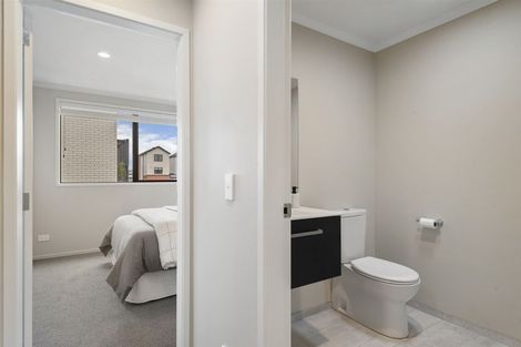 Photo of property in 29 Kerewhenua Crescent, Hobsonville, Auckland, 0616