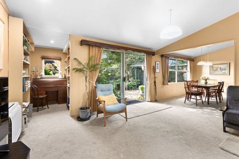 Photo of property in 12 Saint Hill Lane, Havelock North, 4130