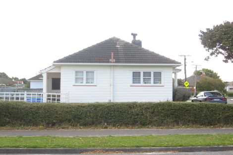 Photo of property in 80 Dyer Street, Epuni, Lower Hutt, 5011