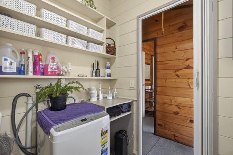Photo of property in 14a Ambury Place, Merrilands, New Plymouth, 4312