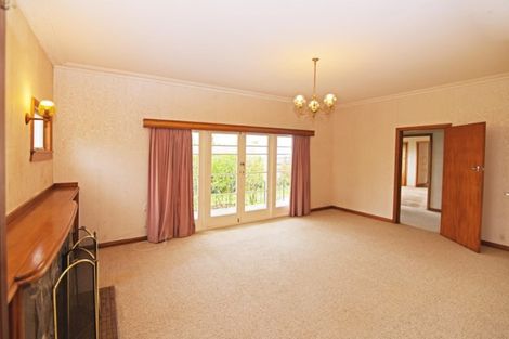Photo of property in 42a Avondale Road, Taradale, Napier, 4112