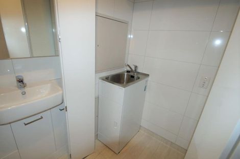 Photo of property in Gloucester Towers, 5/28 Gloucester Street, Christchurch Central, Christchurch, 8013