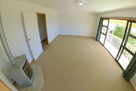 Photo of property in 30 Kokich Crescent, Onerahi, Whangarei, 0110