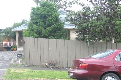 Photo of property in 1/62 Roberts Road, Glenfield, Auckland, 0629