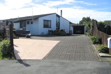 Photo of property in 21 Omega Place, Casebrook, Christchurch, 8051