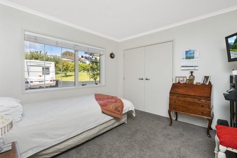 Photo of property in 8c Wiltshire Place, Te Puke, 3119