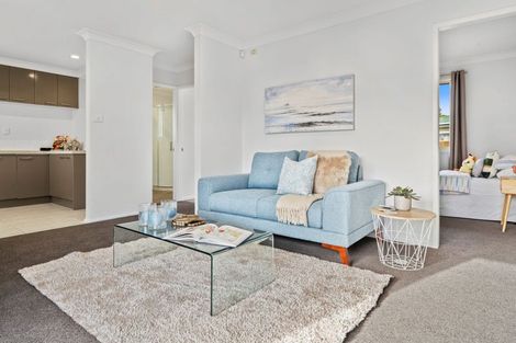 Photo of property in 8a Church Street, Tuakau, 2121