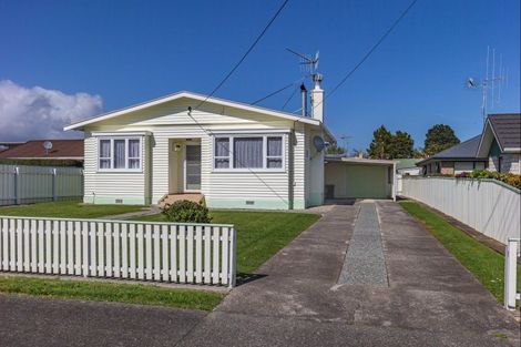 Photo of property in 27 Essex Street, Levin, 5510