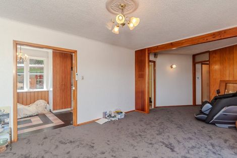 Photo of property in 28 Huntingdon Street, Northland, Wellington, 6012