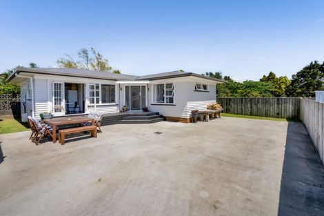 Photo of property in 22a Pukatea Street, Inglewood, 4330