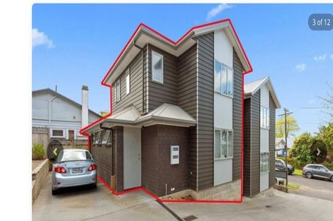 Photo of property in 2/28 Hunter Street, Hamilton Lake, Hamilton, 3204