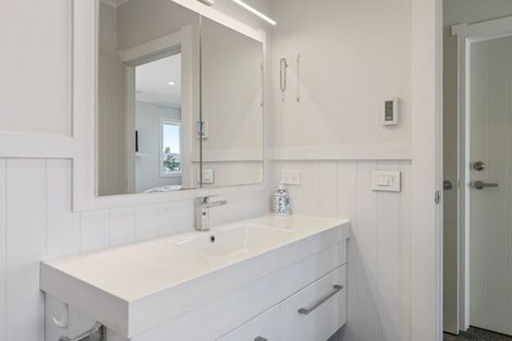 Photo of property in 1 Stevenson Way, Rangatira Park, Taupo, 3330