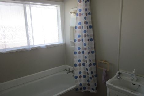 Photo of property in 4 Williams Street, Gisborne, 4010