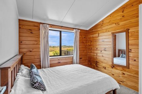 Photo of property in 2 Valley View Lane, Hakaru, 0975