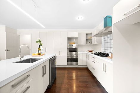 Photo of property in 99 Saint James Drive, Huntington, Hamilton, 3210