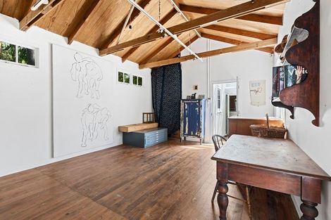 Photo of property in 90 Pendarves Street, New Plymouth, 4310