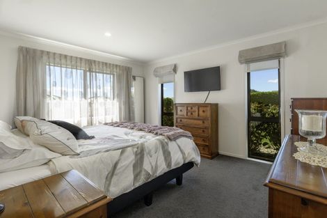 Photo of property in 74c Walter Henry Drive, Omanawa, 3171