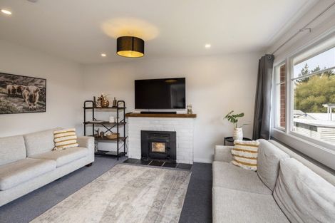 Photo of property in 28 Waldron Crescent, Green Island, Dunedin, 9018