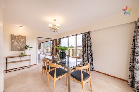 Photo of property in 10 Summit Road, Fairfield, Lower Hutt, 5011