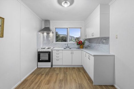 Photo of property in 2/10 Mahon Place, Papatoetoe, Auckland, 2025
