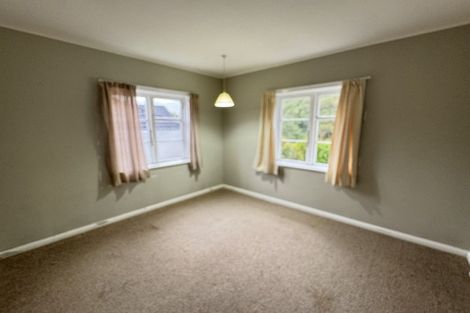 Photo of property in 40 Sunshine Avenue, Karori, Wellington, 6012