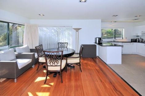 Photo of property in 27 Bushlands Park Drive, Albany, Auckland, 0632