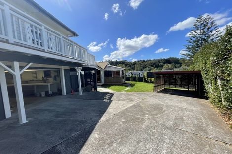 Photo of property in 24 Huruhuru Road, Massey, Auckland, 0614