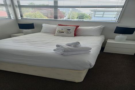 Photo of property in 40c Hutcheson Street, Sydenham, Christchurch, 8023
