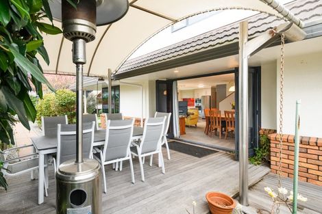 Photo of property in 8 Dougherty Place, Hokowhitu, Palmerston North, 4410