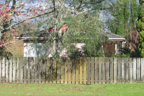 Photo of property in 5 Rehia Road, Massey, Auckland, 0614