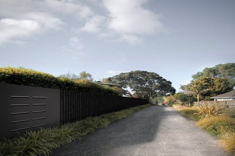 Photo of property in 21 Arahia Street, Northcote, Auckland, 0627