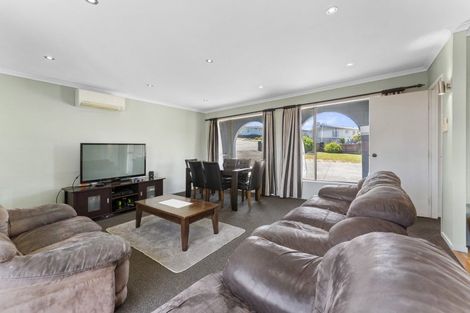Photo of property in 62 Desert Gold Street, Ascot Park, Porirua, 5024
