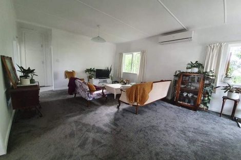 Photo of property in 59 Woodside Road, Massey, Auckland, 0614