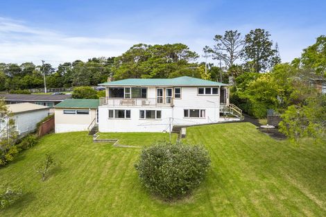 Photo of property in 462 Don Buck Road, Massey, Auckland, 0614