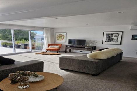 Photo of property in 1/239 Carrington Street, Vogeltown, New Plymouth, 4310