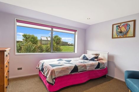 Photo of property in 28 Springwater Avenue, Northwood, Christchurch, 8051