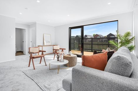 Photo of property in 20 Heketara Way, Massey, Auckland, 0614