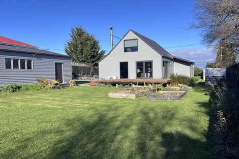 Photo of property in 15 Helena Street, Lumsden, 9730