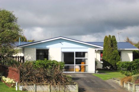Photo of property in 7 Hood Place, Spotswood, New Plymouth, 4310