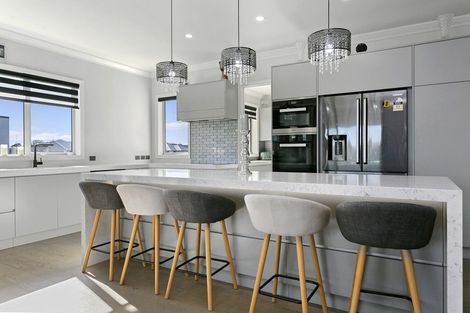 Photo of property in 19 Mike Smith Drive, Cambridge, 3434