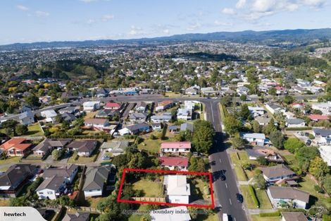 Photo of property in 8 Hewlett Road, Massey, Auckland, 0614