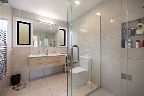 Photo of property in 18 Norfolk Street, Arrowtown, 9302
