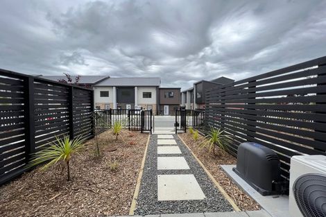 Photo of property in 27 Selo Street, Glen Eden, Auckland, 0602